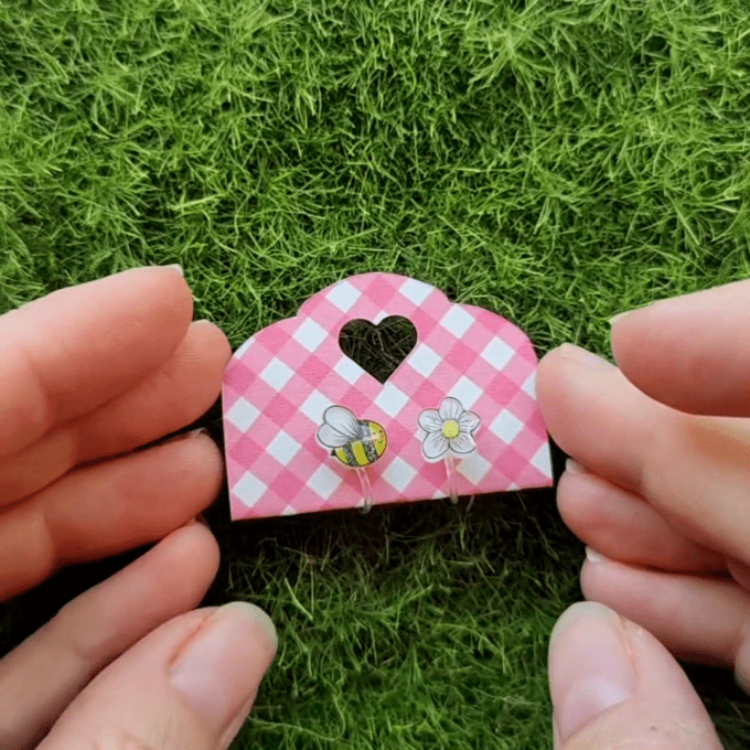 clip enfant sans perçage boucles abeille et fleur
